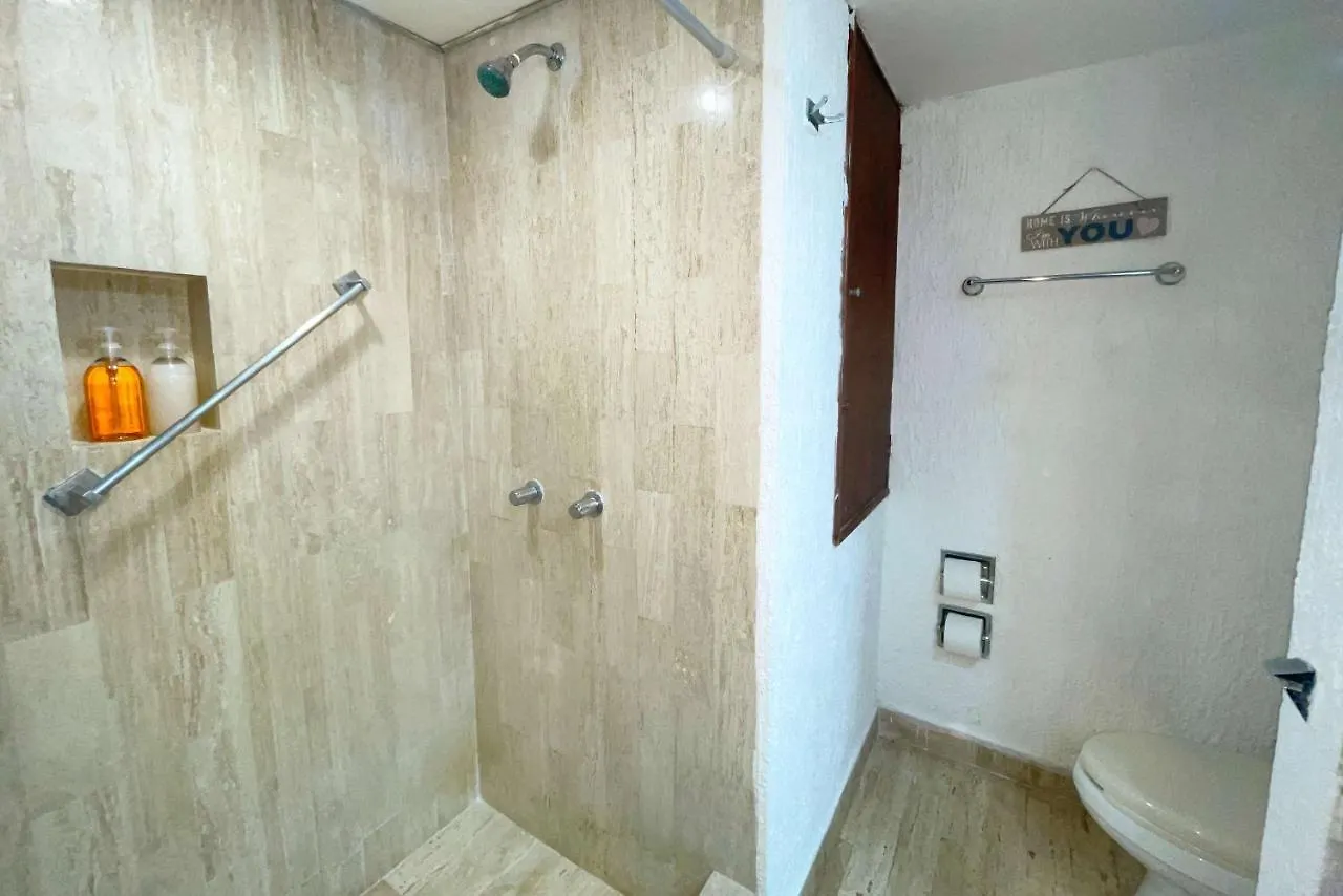 Renovated Studio In Cancun Beach At The Hotel Zone 0*,