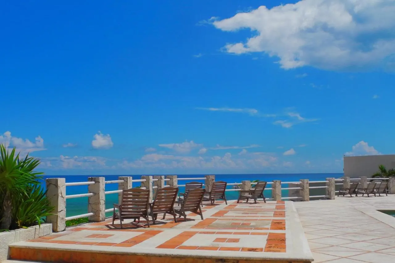 Renovated Studio In Cancun Beach At The Hotel Zone