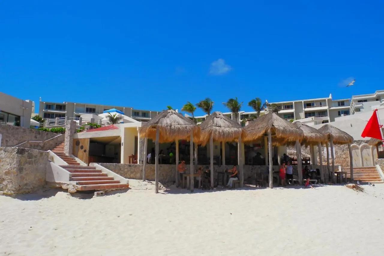 Renovated Studio In Cancun Beach At The Hotel Zone Appartamento