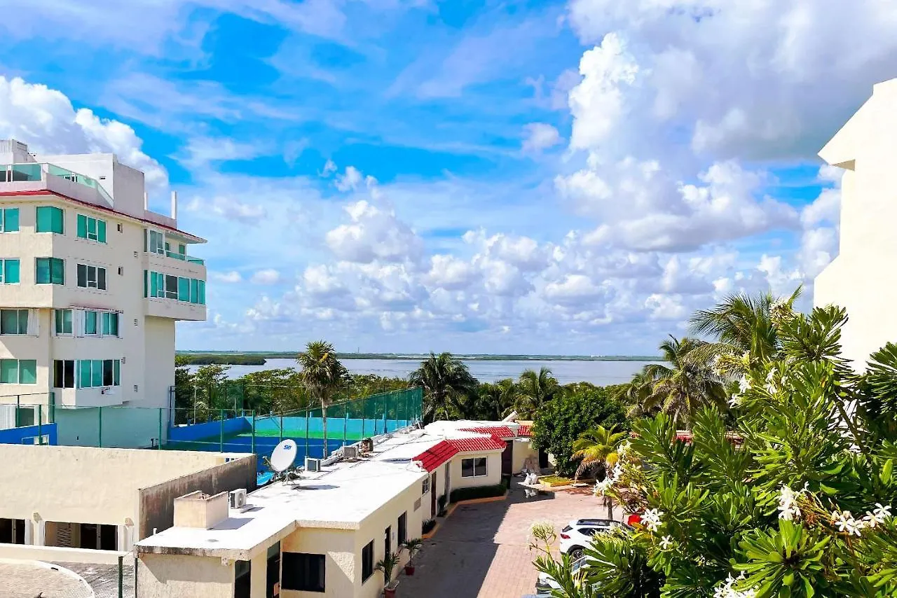 Apartment Renovated Studio In Cancun Beach At The Hotel Zone Mexico